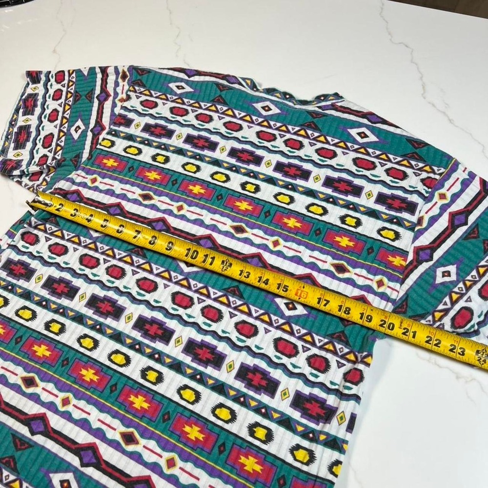 Vintage Aztec surf all over print lightweight trendy shirt - Picture 6 of 6